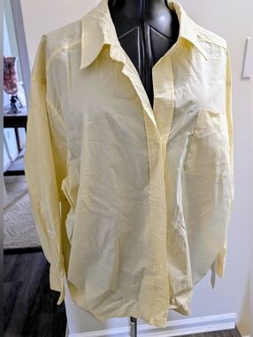 Lumiere White Tag with Silver Lettering